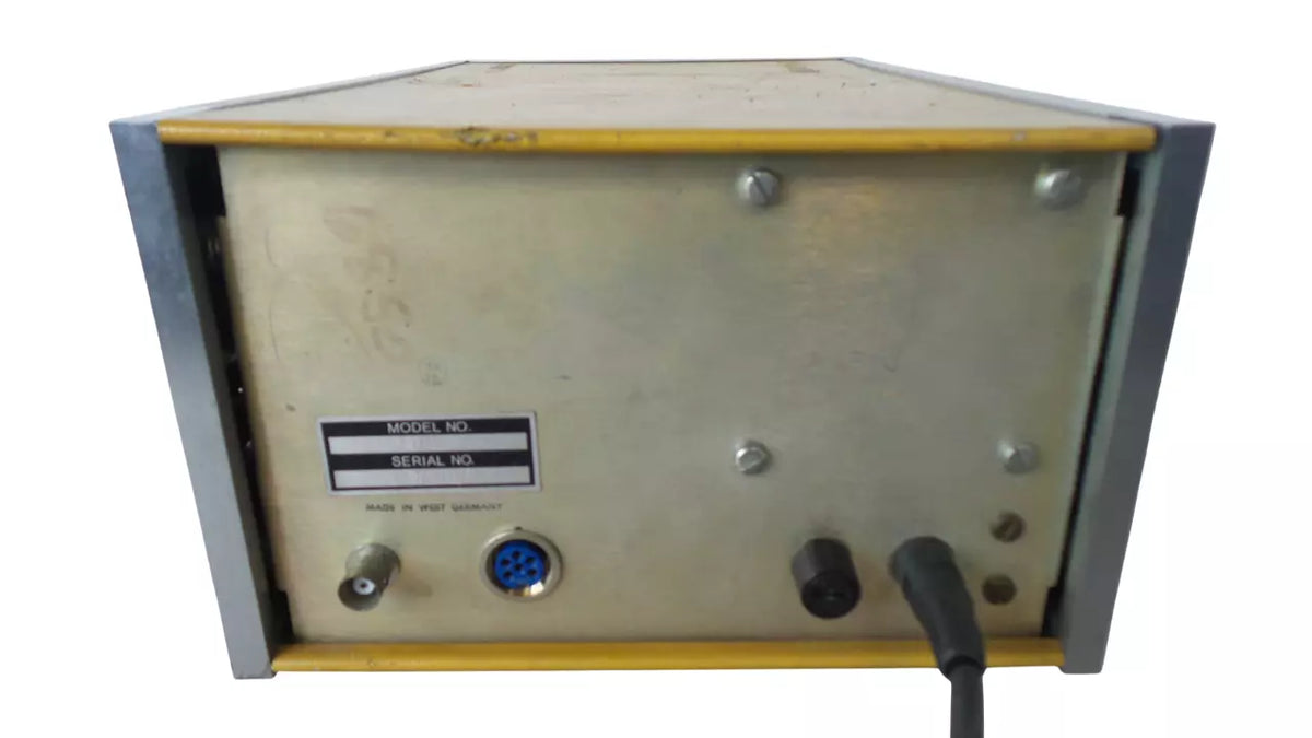 SYSTRON TESLAMETER 3102 - Precision Magnetic Field Measurement Device