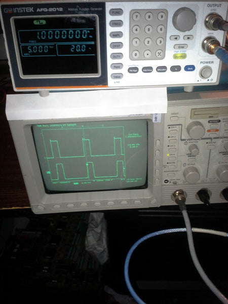 12 MHz Arbitrary Function Generator
