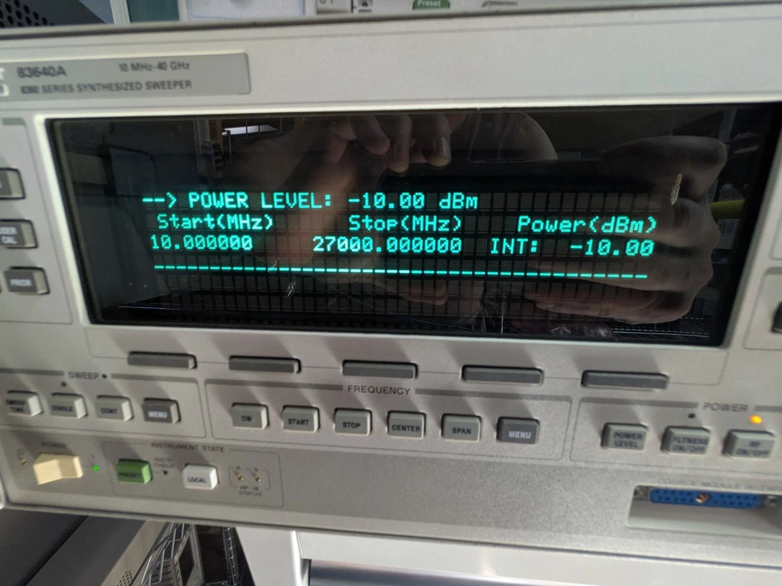 Rohde & Schwarz FSIQ26 20 Hz-26.5GHz Spectrum Analyzer Iq Ext Mixers Opt!  R&S