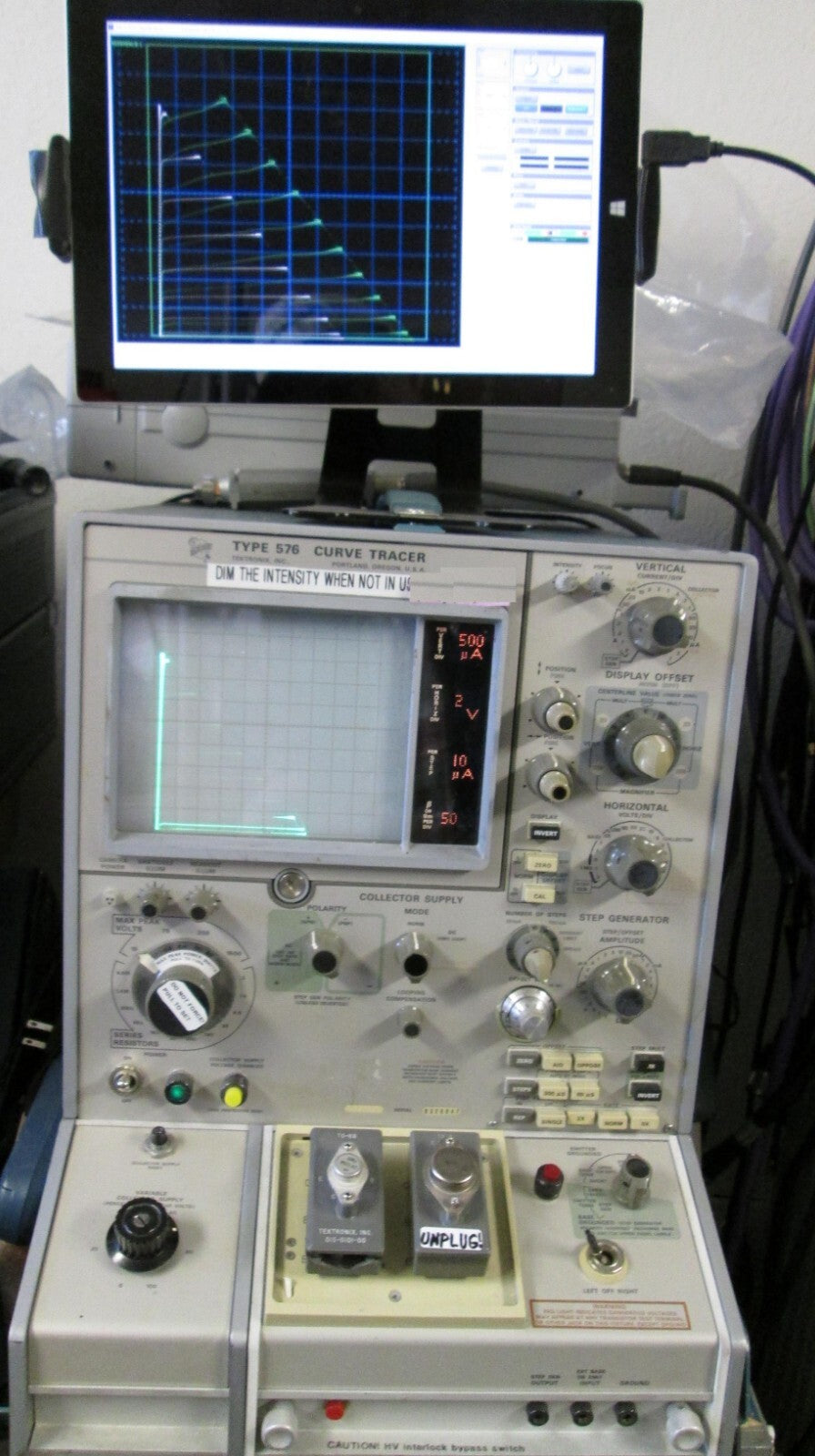Tektronix 576 Curve Tracer