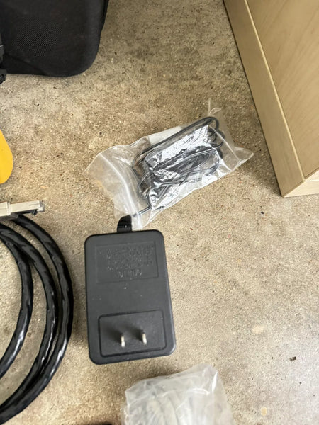 Fluke Networks DTX-1800 Cable Analyzer Kit with DTX-CHA001A CAT6 Channel Adapters