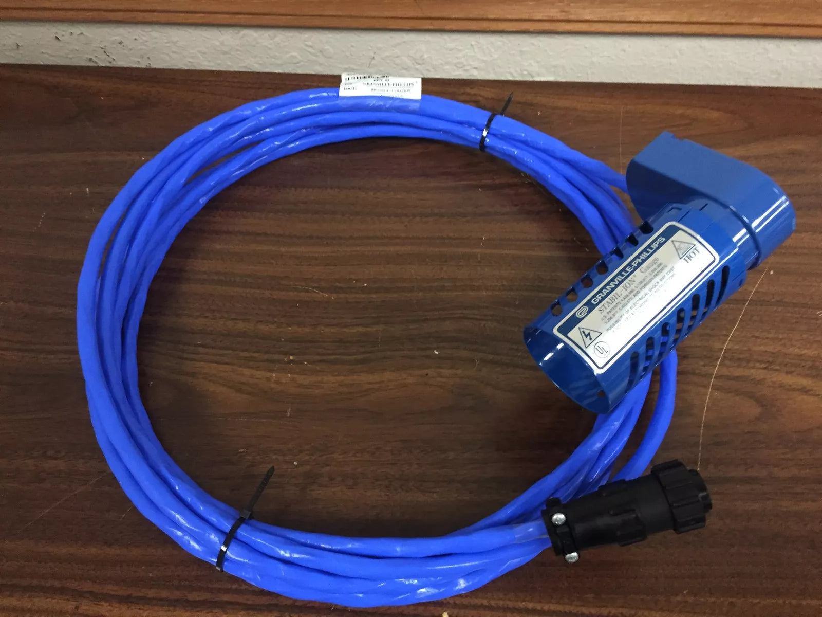 Granville-Phillips 352002-20 Rev 3 Cable for Stabil Ion Gauge to 352, 20FT