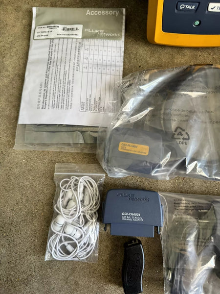 FLUKE Networks DSX-8000 Versiv 2 Cable Certifier Tester Kit