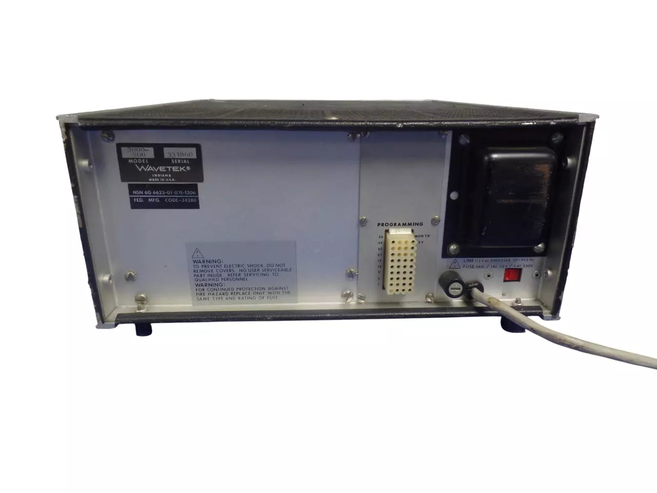 WAVETEK 3000-200 Signal Generator - Reliable Electronic Testing Tool