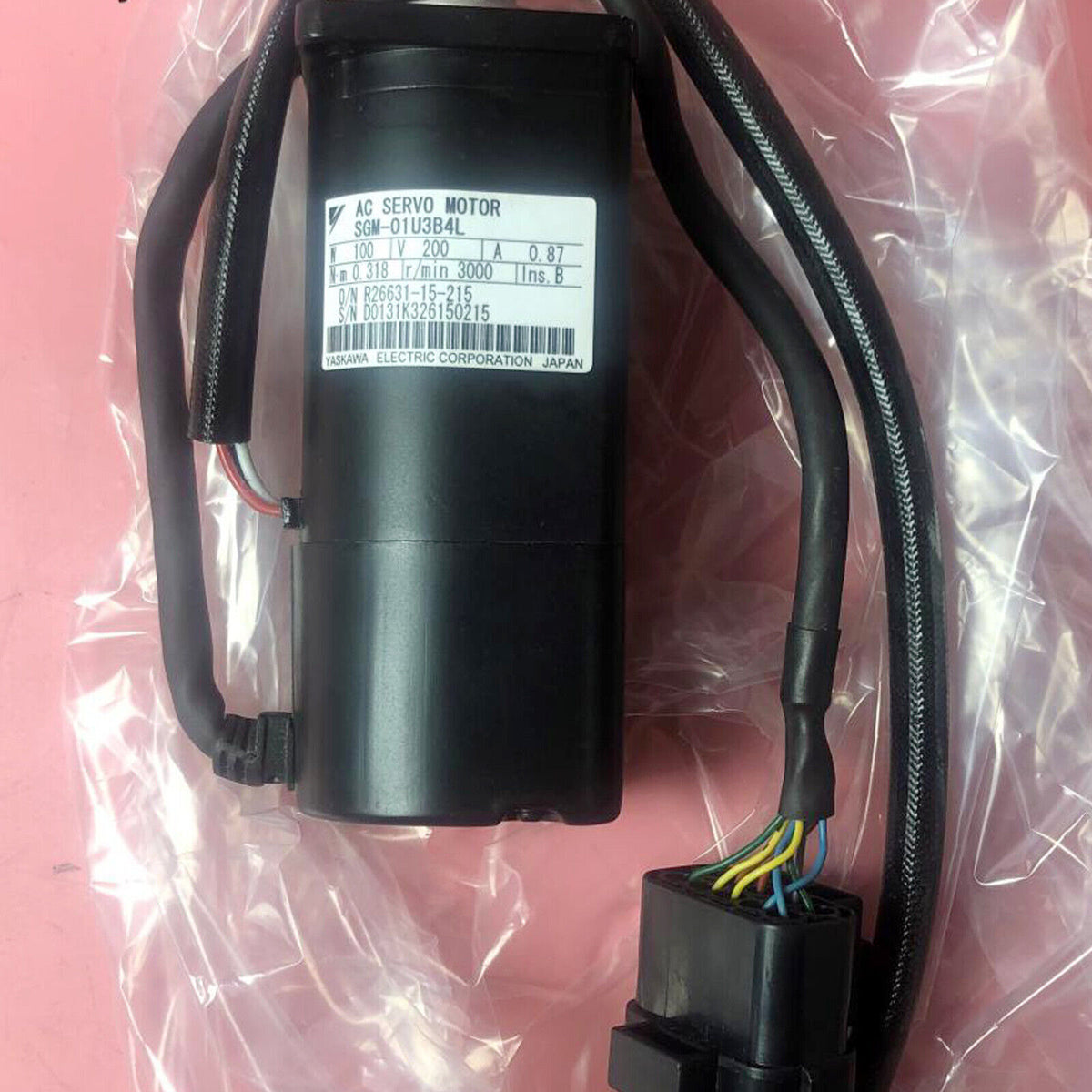 Yaskawa SGM-01U3B4L Servo Motor