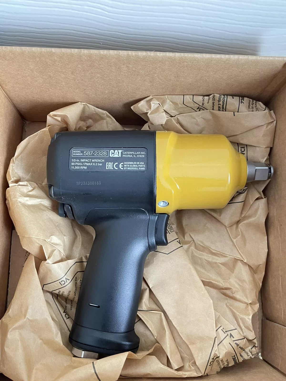 CAT 587-2328 1/2 Impact Wrench (SHIPS NEXT DAY) NEW IN BOX