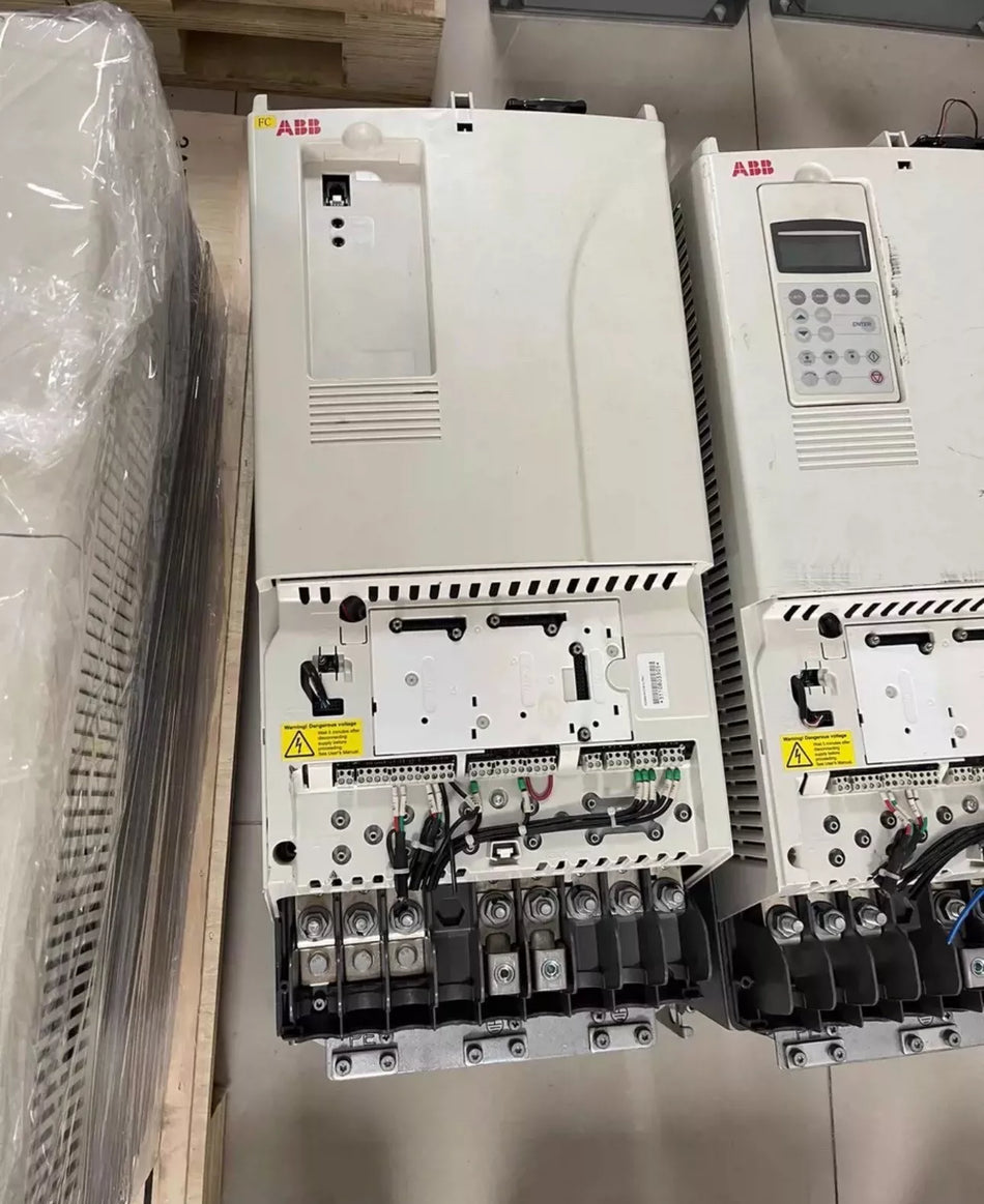 ACS800-01-0135-3+P901 Product with Advanced Features