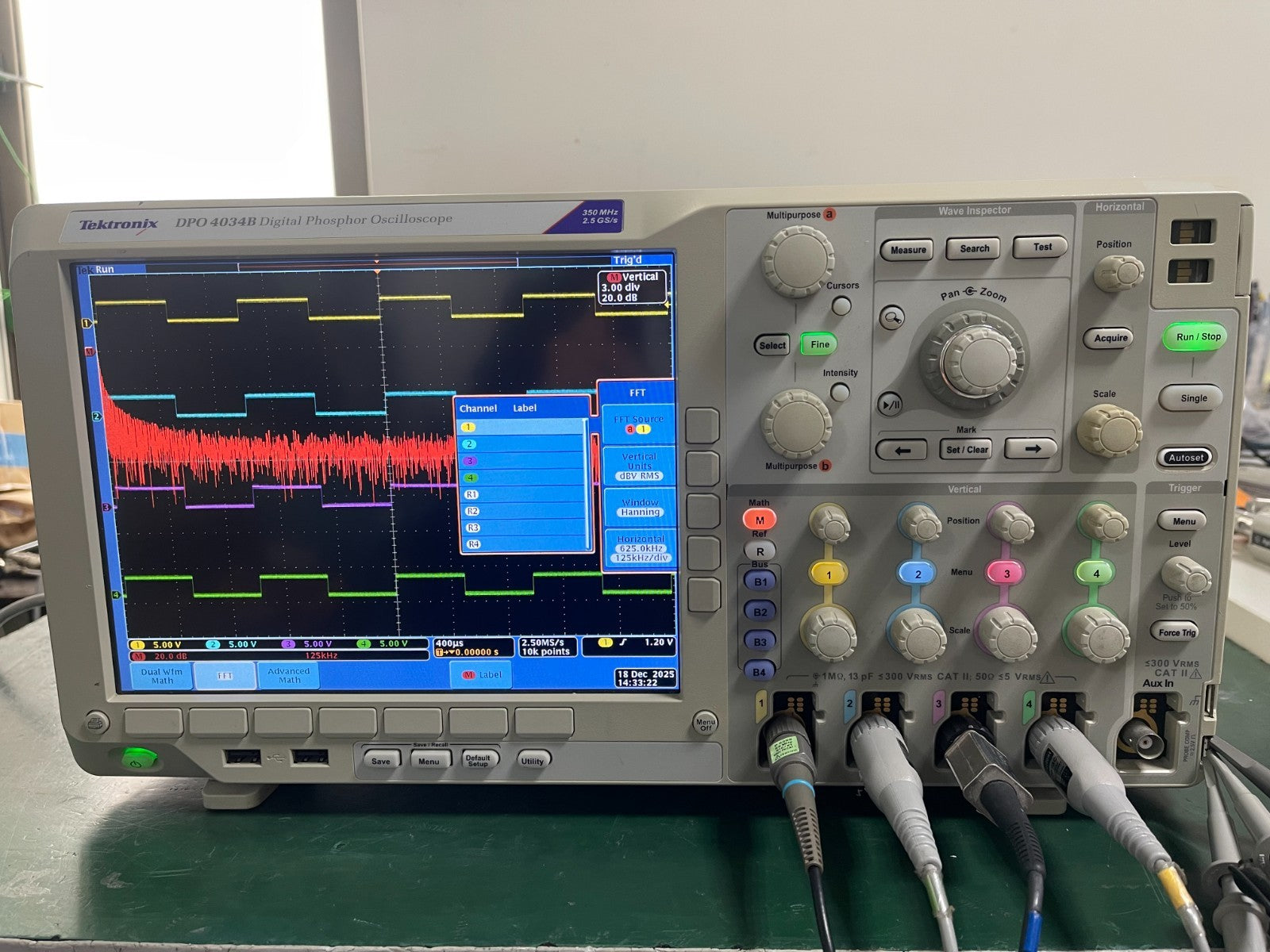 Tektronix DPO4034B Digital Phosphor Oscilloscope 350MHz, 4Ch, 2.5GS/s , SPC PASS - XG eqpt