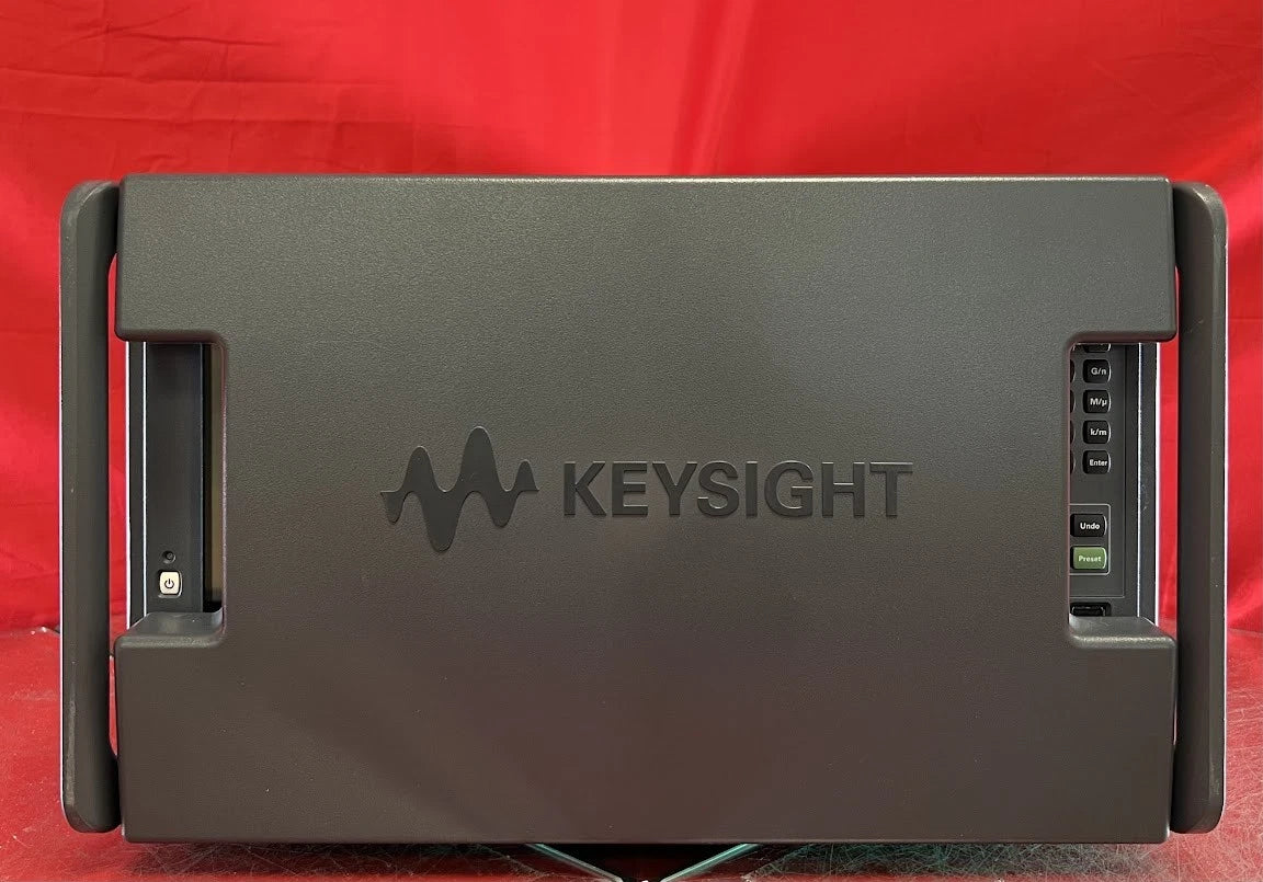 Agilent/Keysight N5222B 400 PNA Microwave Network Analyzer MY58422444
