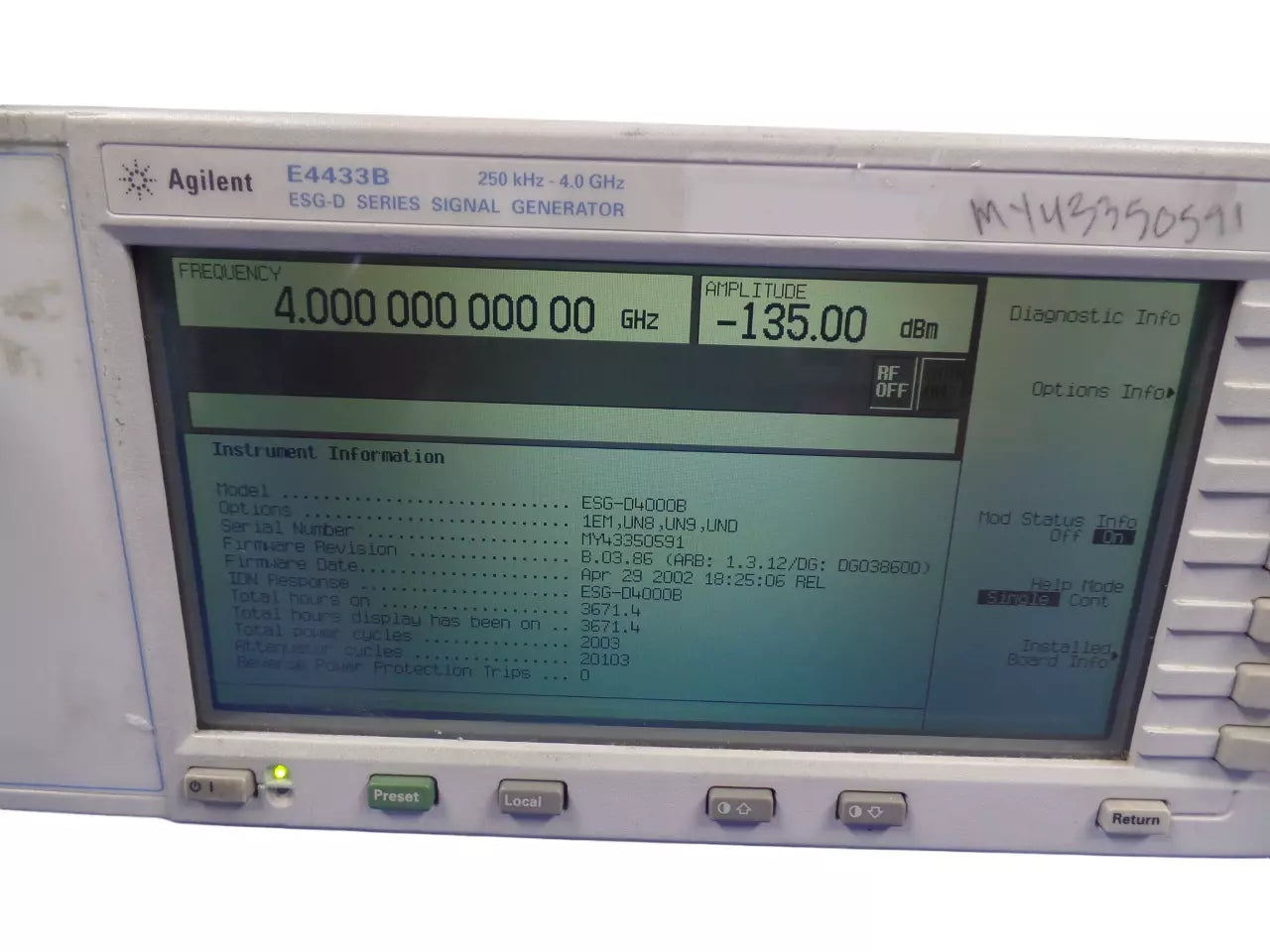 Agilent E4433B 250 kHz - 4.0 GHz ESG-D Series Signal Generator