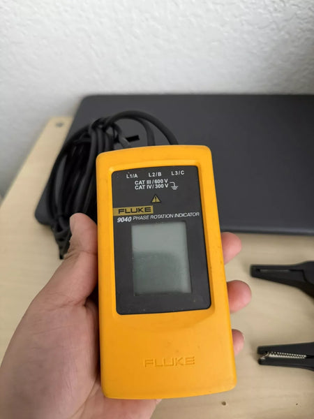 FLUKE 9040 Digital Phase Rotation Indicator Meter