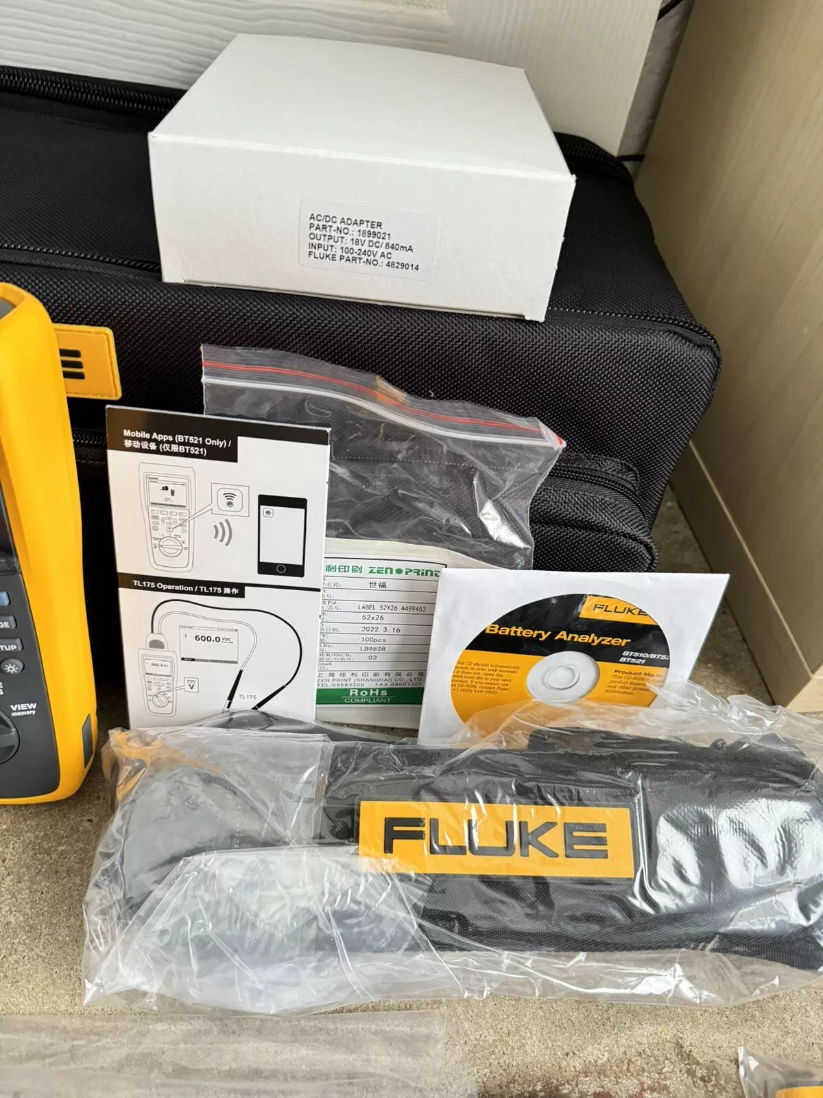 FLUKE BT520 Battery Analyzer Kit - New Sealed