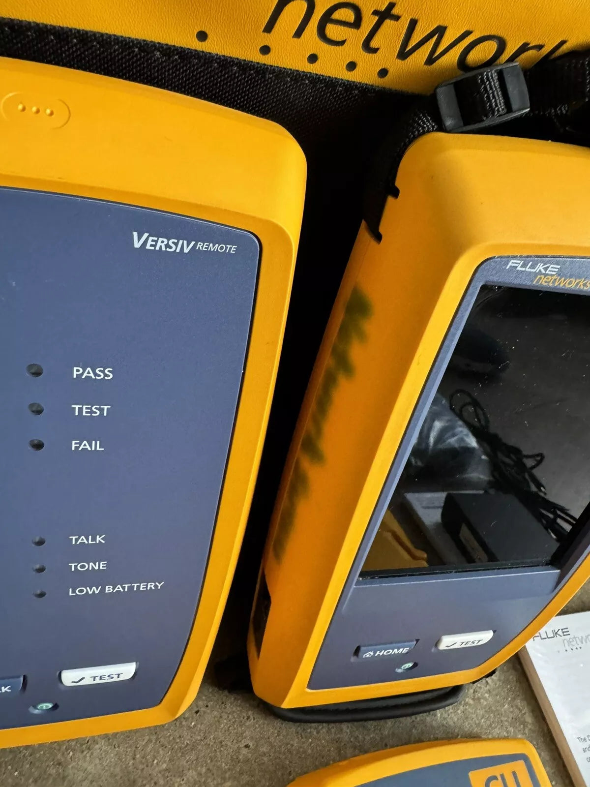 Fluke Networks DSX-5000 Versiv Cat6 Cable Certifier Tester Kit & FI-1000-Kit