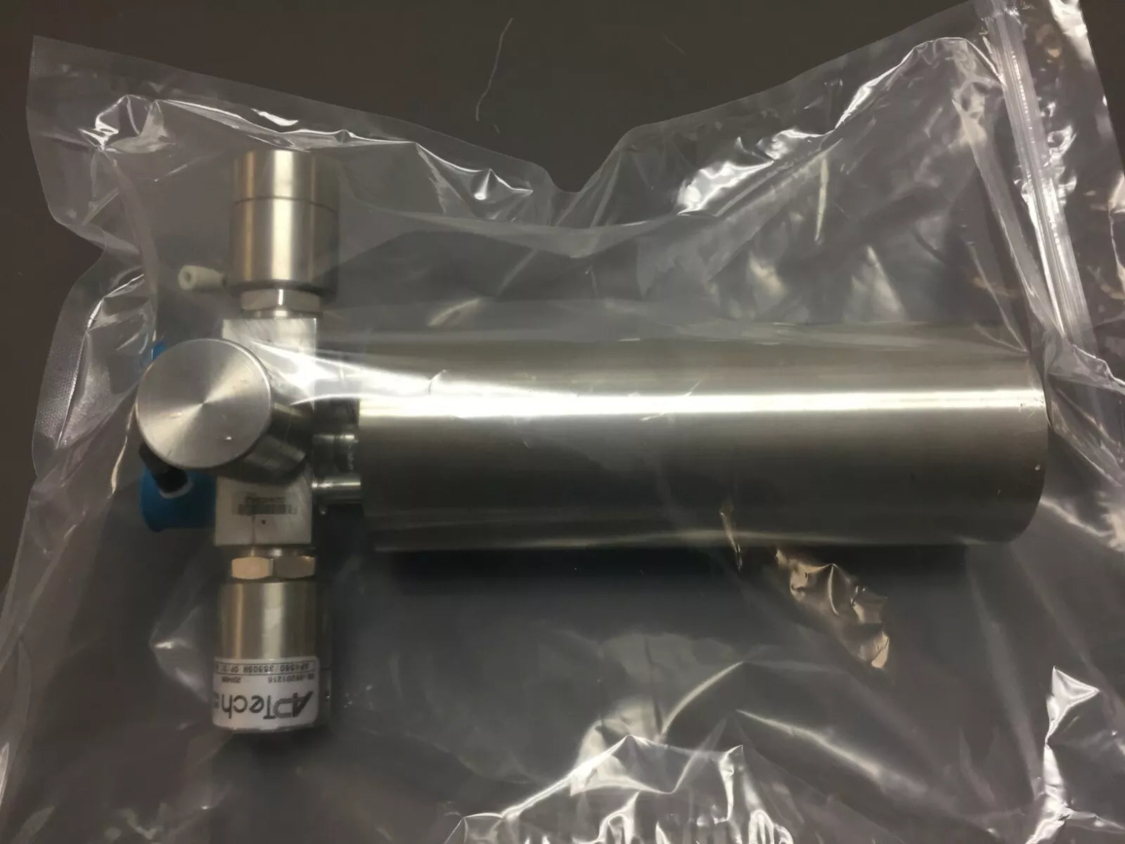 Aixtron P/N 54201-00 520 PSI Cylinder