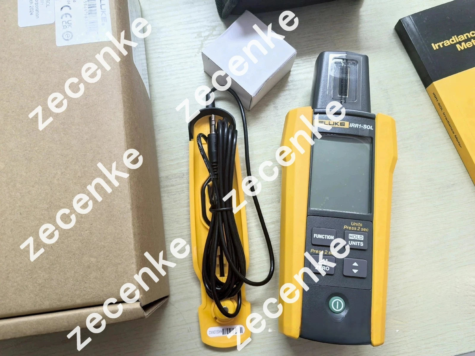 Fluke IRR1-SOL Solar Irradiance Meter for Fast Delivery - FedEx/DHL