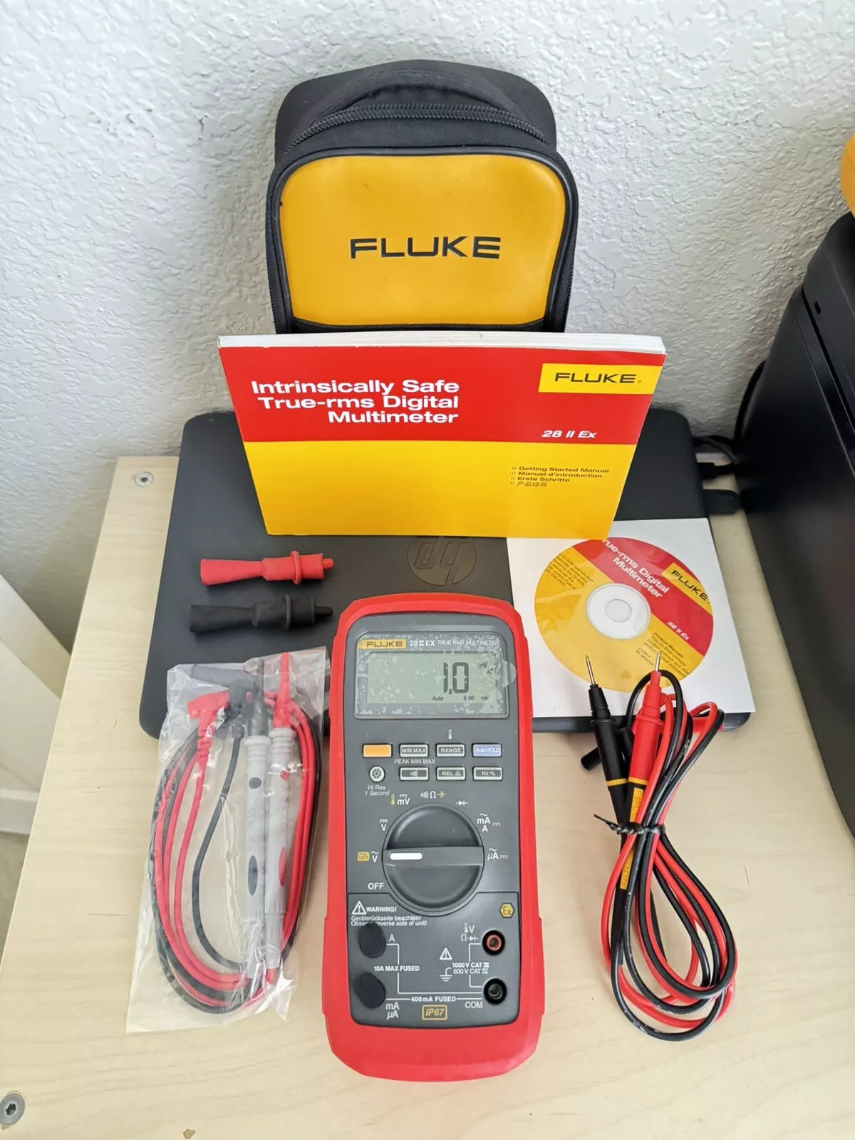 Fluke 28 II Ex True RMS Multimeter with Leads & Bag - Tested