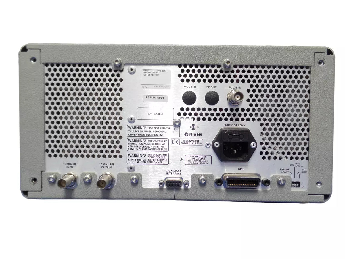 Agilent 8648B Signal Generator with 1E2-1E5-1E6-1EA Options