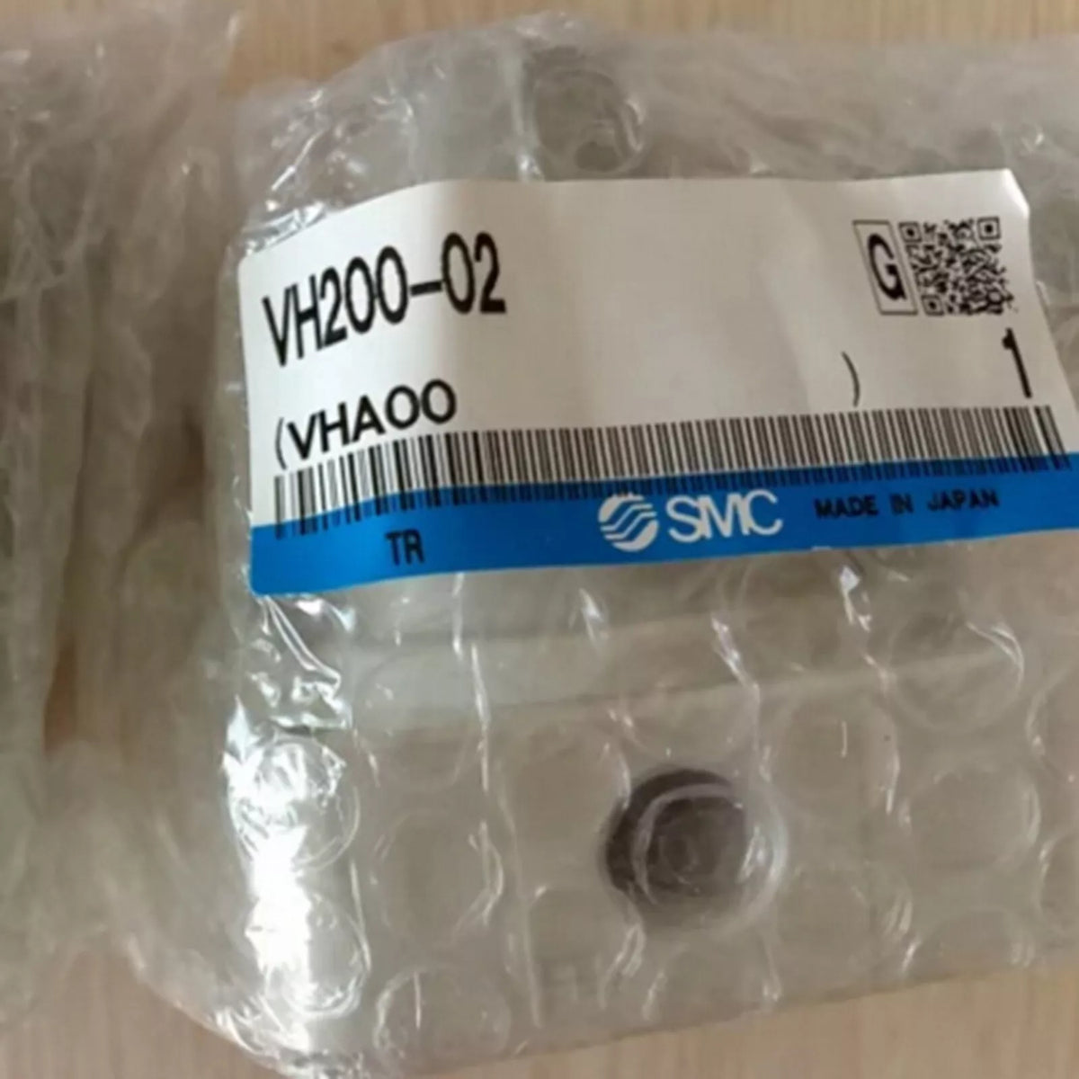 One New Original SMC VH200-02 Solenoid Valve with Expedited Shipping