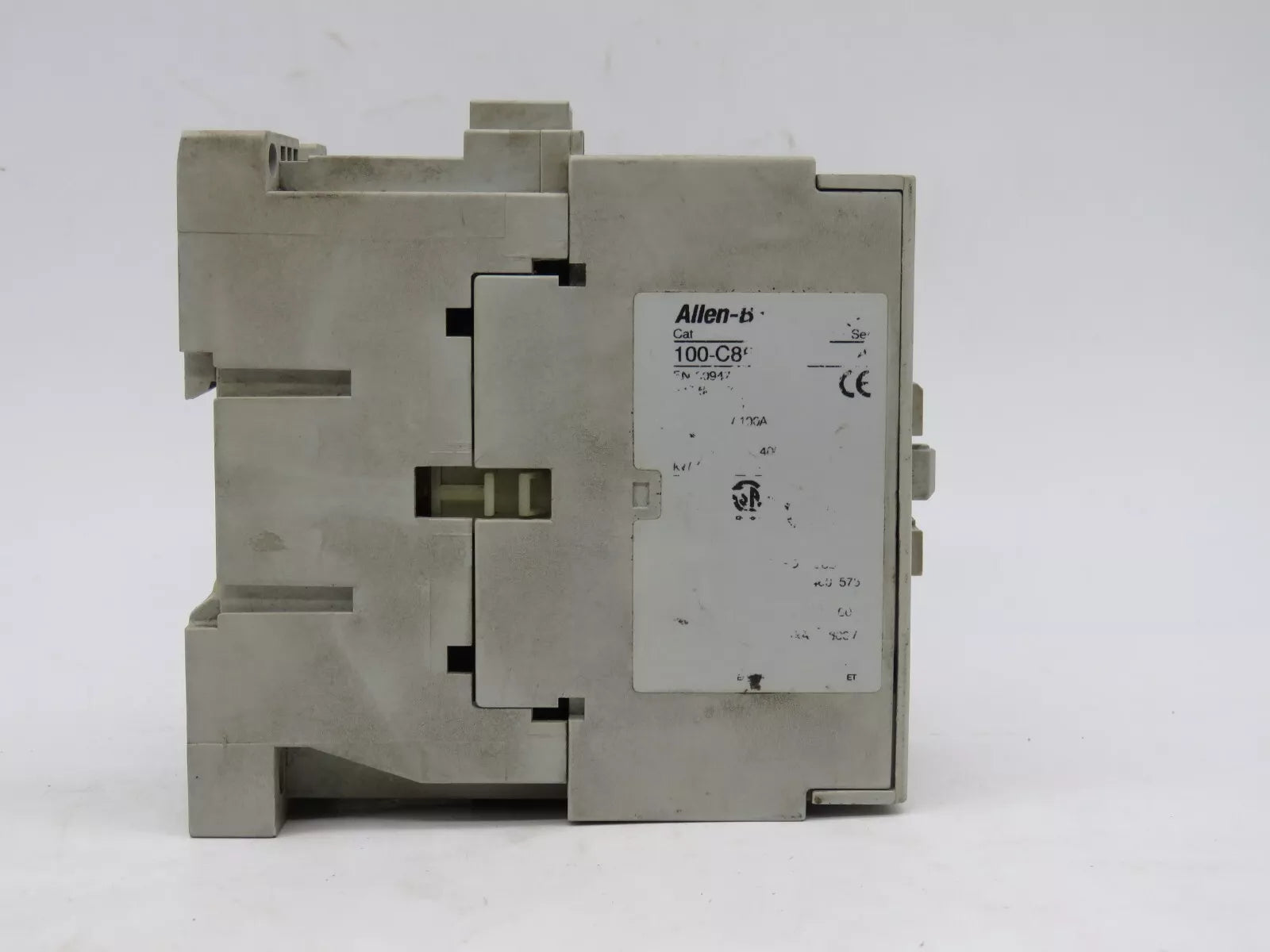 Allen Bradley 100C8500 Contactor 3 Pole Series A