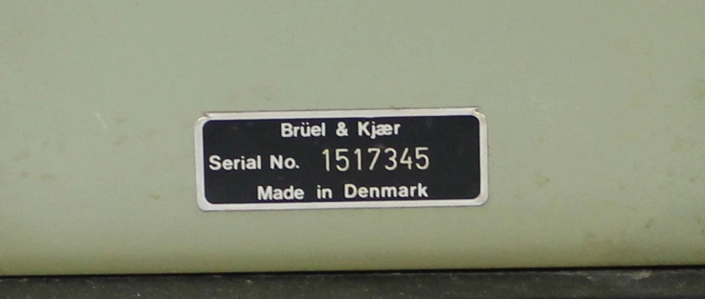 Bruel & Kjaer Vibration Analyzer Type 2515 w/ Carrying Case AS-IS