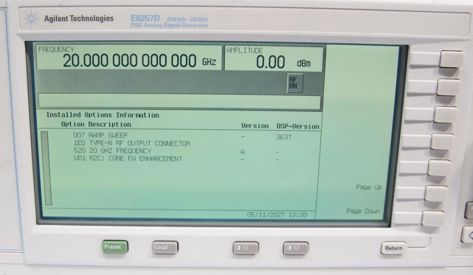 Agilent E8257D PSG 250kHz-20GHz Analog Signal Generator 007 1ED 520 U01