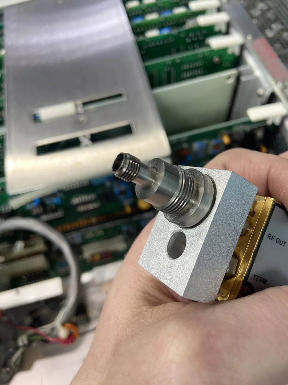 Wiltron Anritsu 6640B-10 26.5GHz to 40GHz Sweep Signal Generator Part