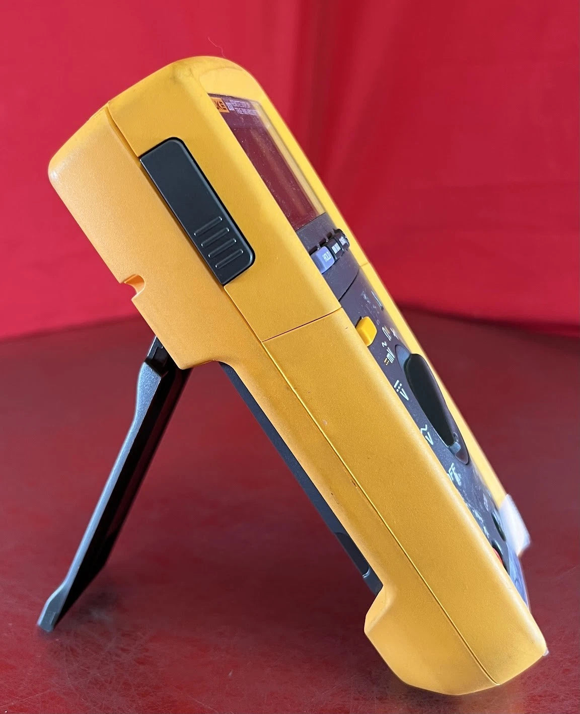 Fluke 233 Remote Display Digital Multimeter, SN 11110141