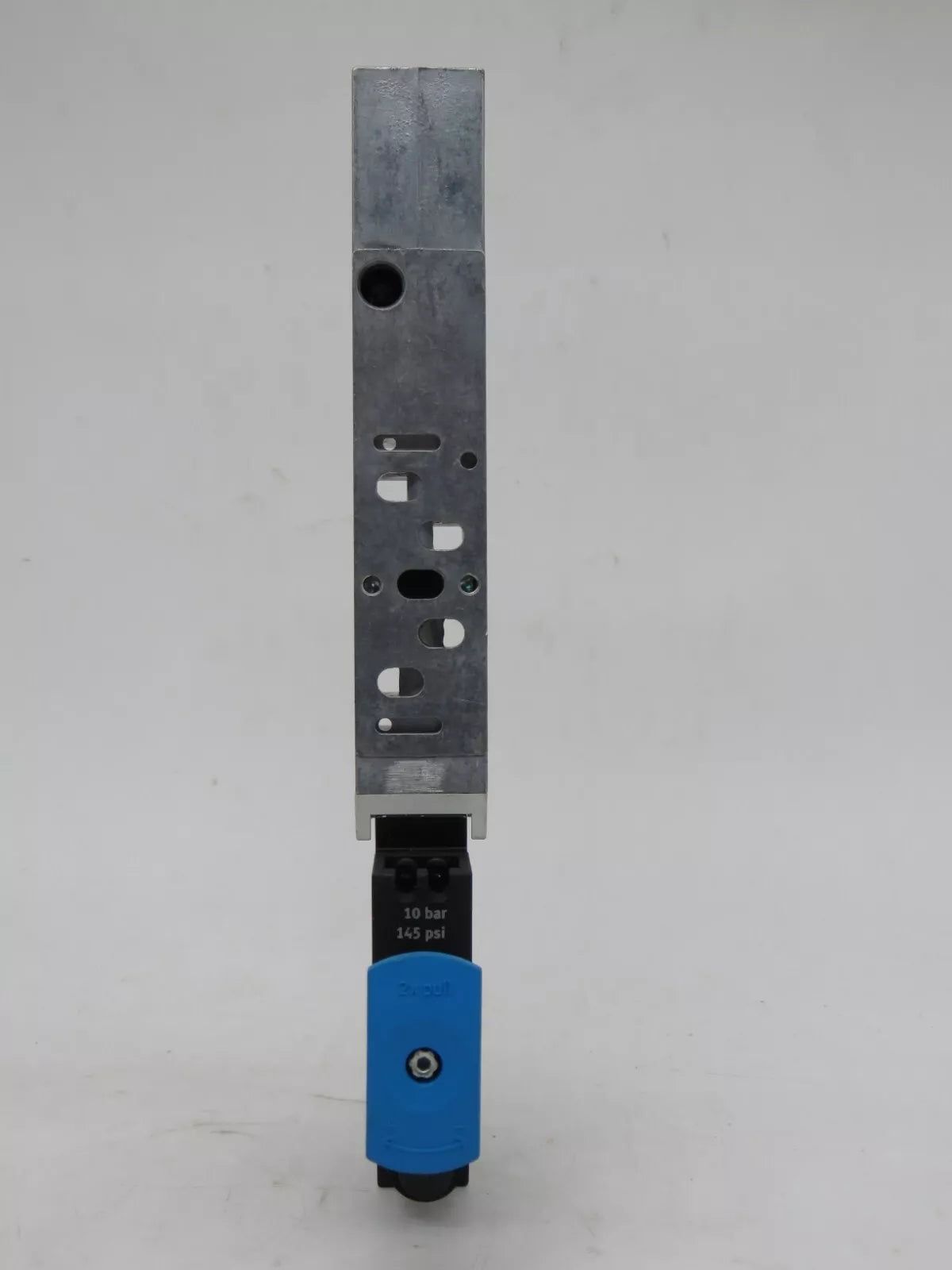 Festo VABF-S4-1-R1C2-C-10 Solenoid Valve Regulator Plate Width 26 mm