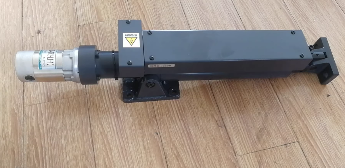 1pc MITSUHASHI PD-610 Drive motor PD610 Driver