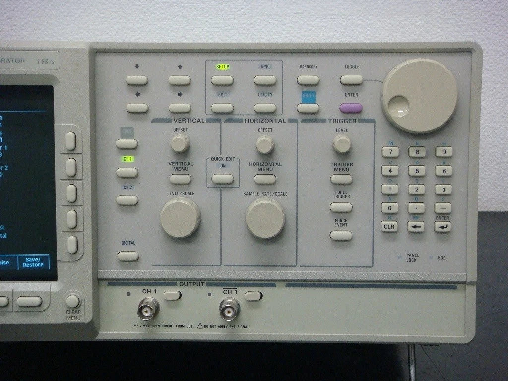 Tektronix AWG510 50K-1GHz Airbitrary Generator