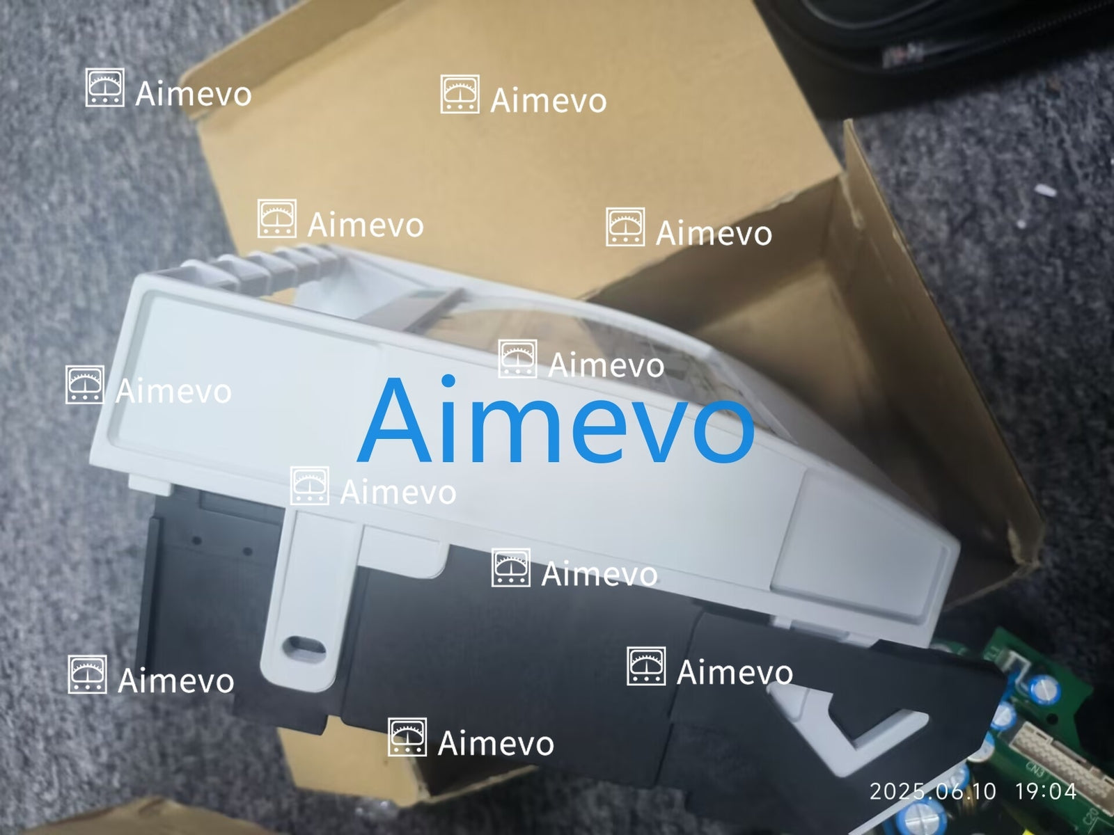 3NP4070-0CA0 by SIEMENS