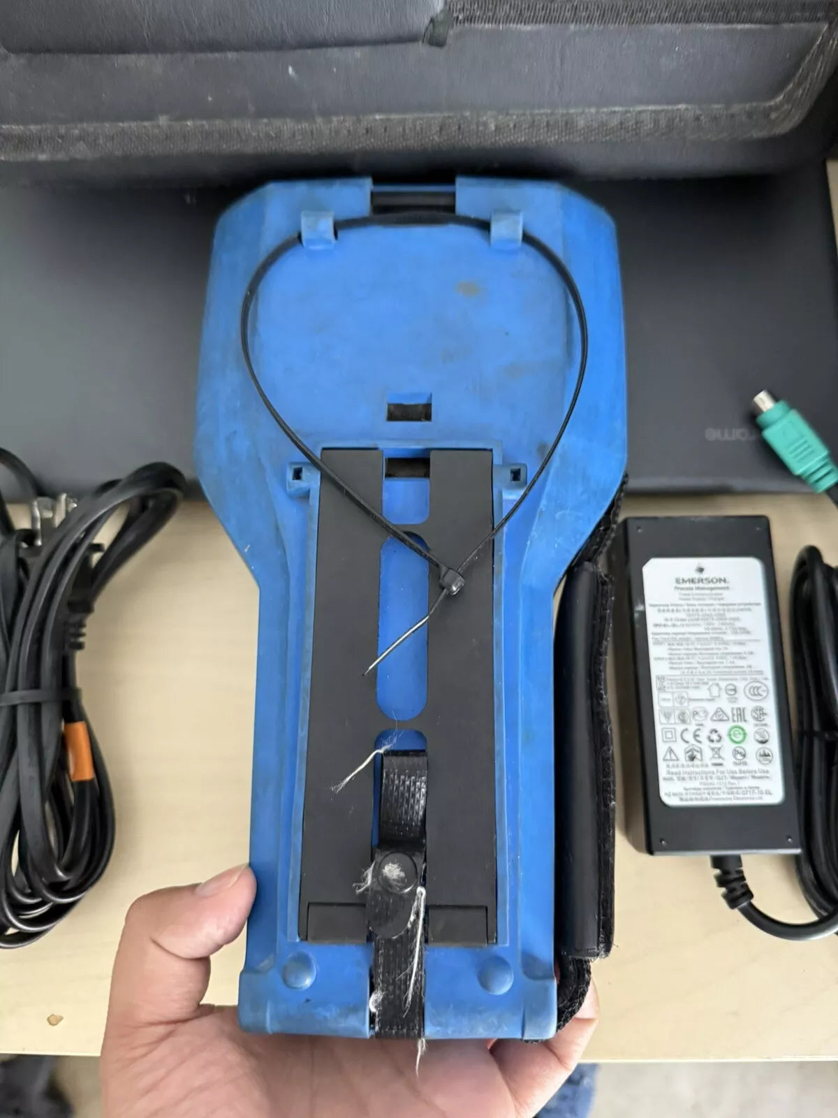 EMERSON 475 Field Communicator 3.9 HART with Bag & Charger