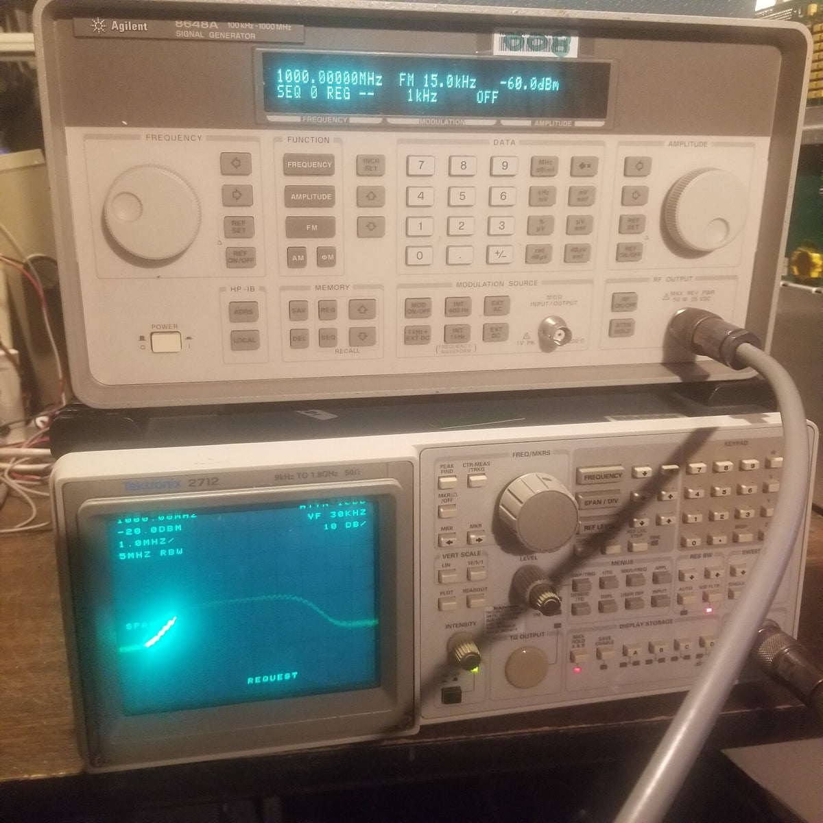 Tektronix 2712 Spectrum Analyzer