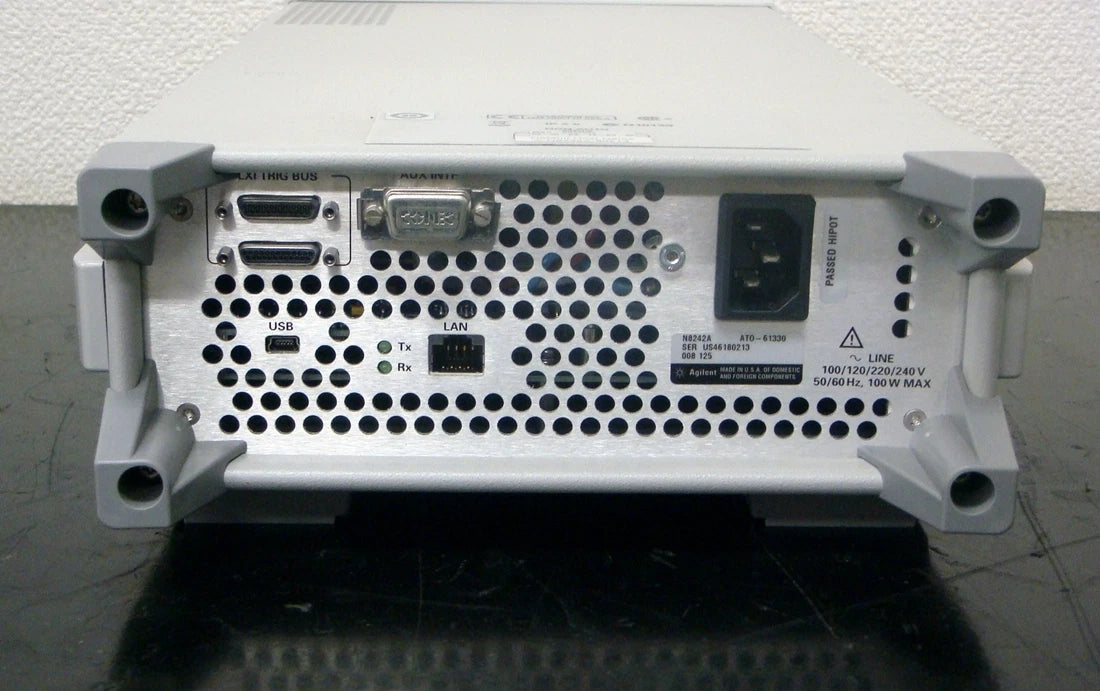Agilent N8242A /125 Arbitrary Waveform Generator