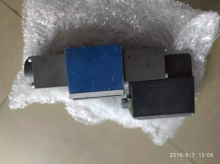 R900969491 4WRSE 10 Q00-32 Hydraulic Directional Control Valve