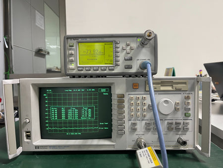 HP Agilent 8714ET RF Vector T/R Network Analyzer 300 kHz - 3 GHz _50333 - XG eqpt