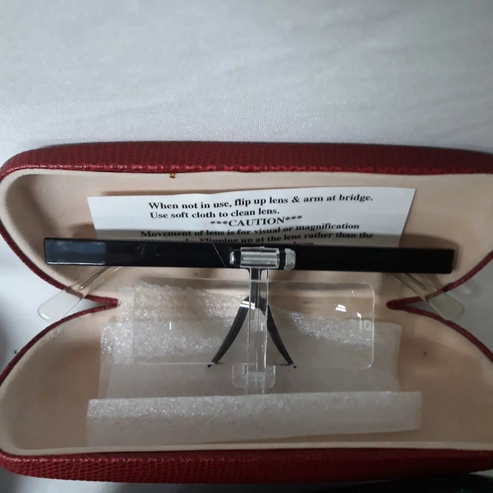 Portable Handheld Magnifying Glass with LED Light for Reading and Hobbies