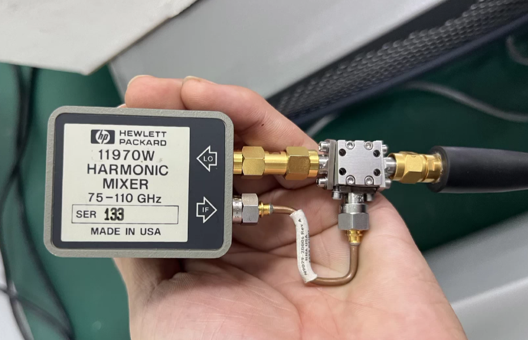 Keysight 11970W N9029BE13 Waveguide Harmonic Mixer