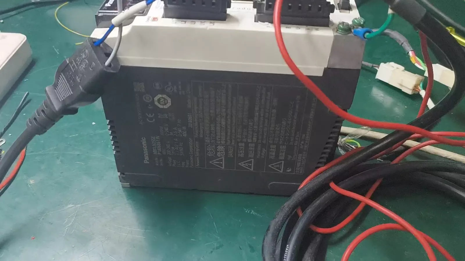 Panasonic MBDLN25SE AC Servo Drive 400W 0-240V 2.6A 1/3 Phase Tested