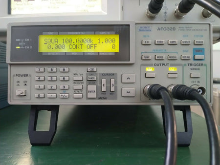 Tektronix Sony AFG320 arbitrary Function Generator - XG eqpt