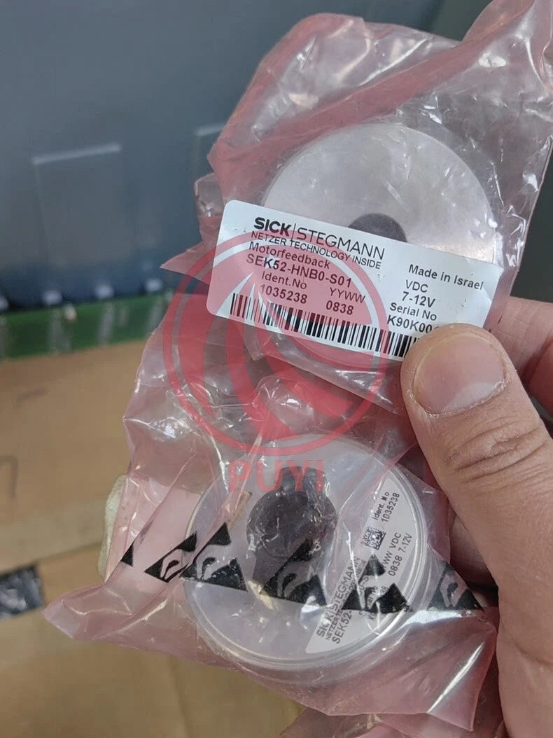 1pc NEW SEK52-HNB0-S01 1035238 Servo Motor Encoder