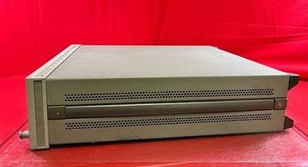Agilent Keysight 83711B Synthesized CW Generator 1-20GHz Opt 1E5 SN US37100116