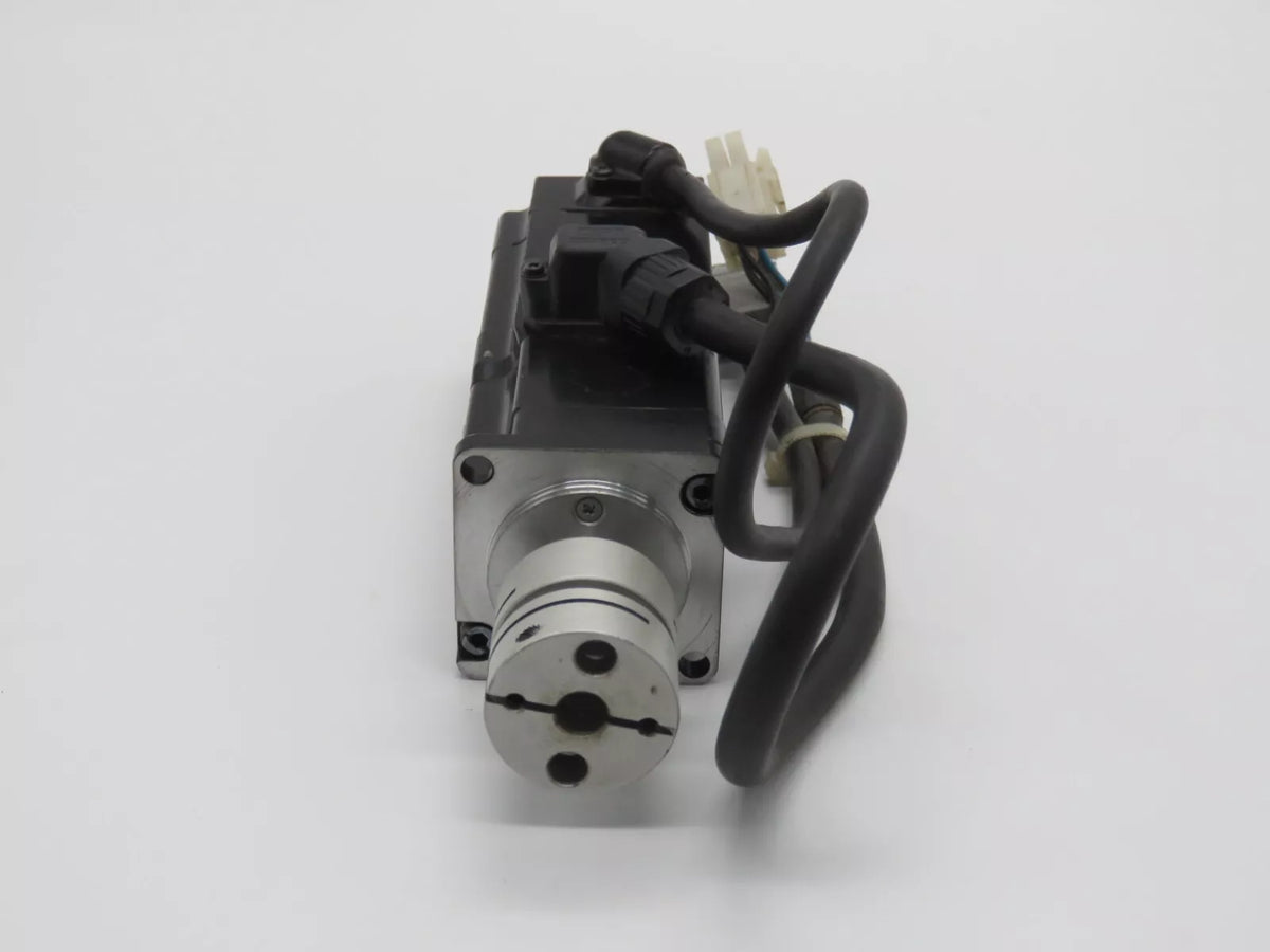 Yaskawa SGM7J-01AFC6E AC Servo Motor 100W