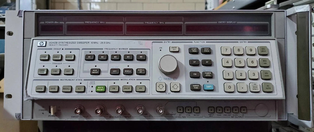 Agilent/Keysight 8340B 2650A00510 Synthesized Sweeper 10 MHz to 26.5 GHz 05 06