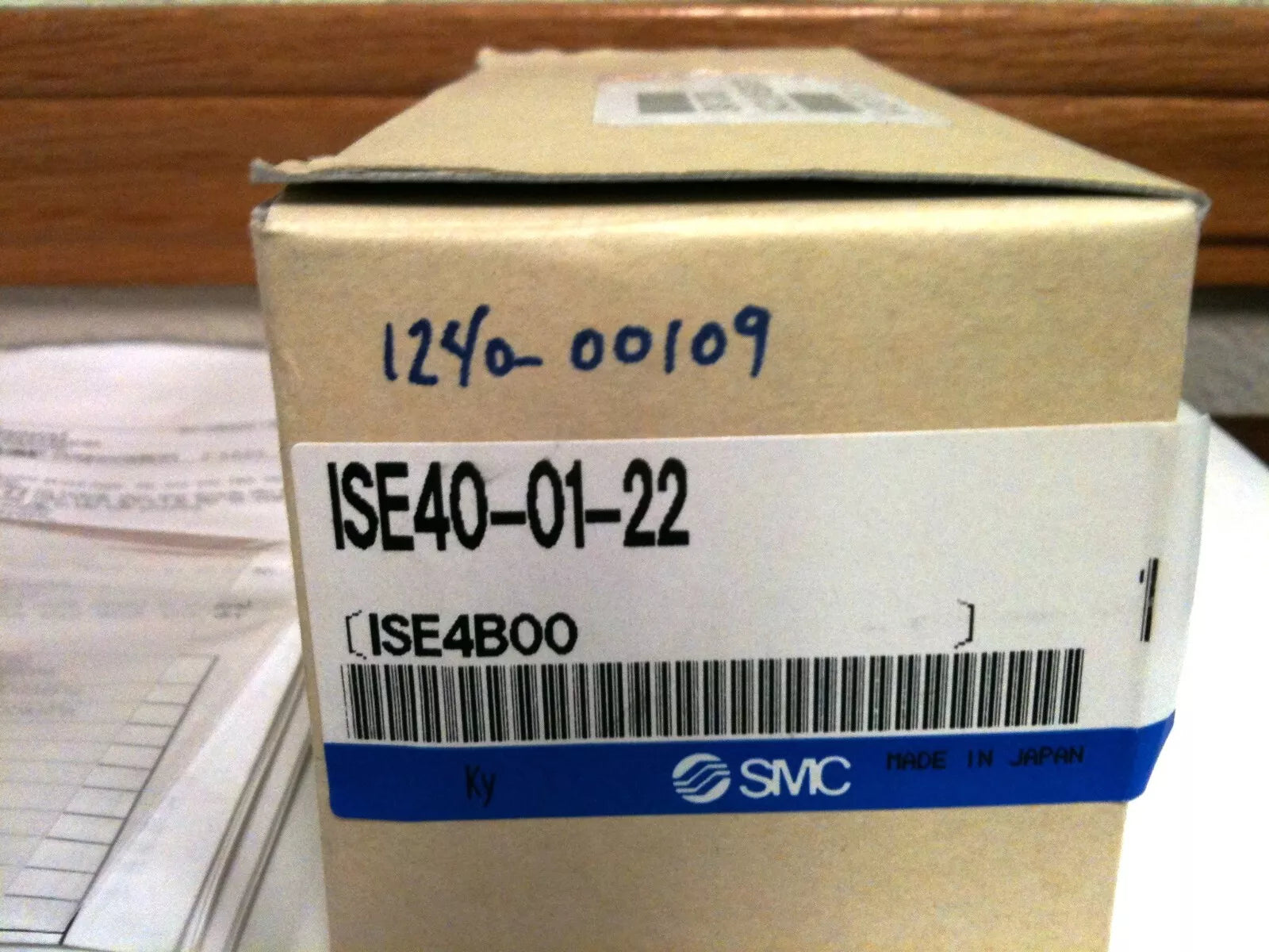 SMC ISE40-01-22 Pressure Switch High Precision