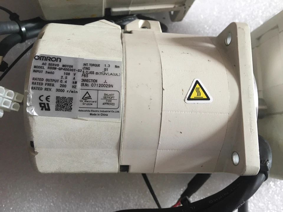 R88M-GP40030T-<wbr/>S2