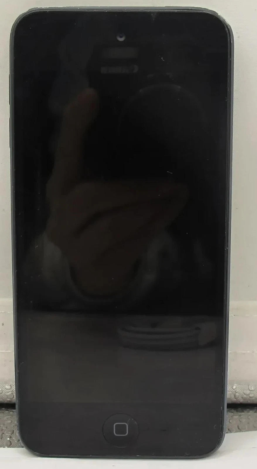 Apple iPod Touch 5th Gen A1509 16GB ME643LL/A Silver - Good Working