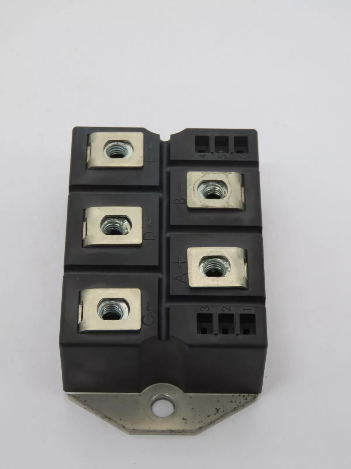IXYS VUO110-16NO7 Bridge Rectifier Diode Module 5-Pole 1.6 kV 125A 1.46V