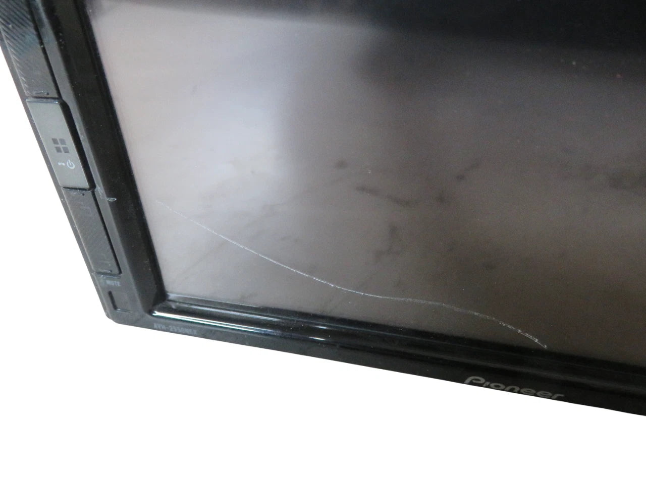 Pioneer AVH-2550NEX Touch Multimedia DVD Receiver - Free Shipping