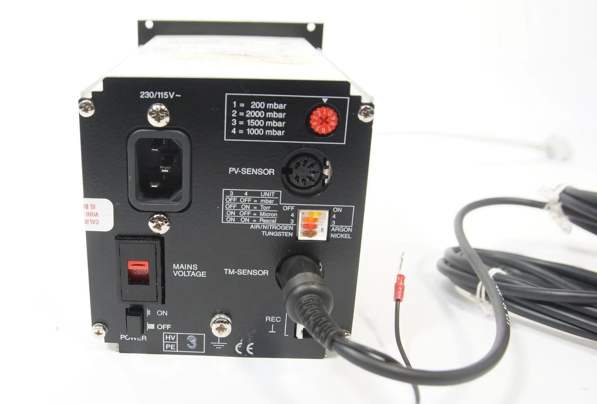 Leybold Vakuum / Vacuum Thermovac TM20 D-50968 Gauge Controller w TR211 Sensor